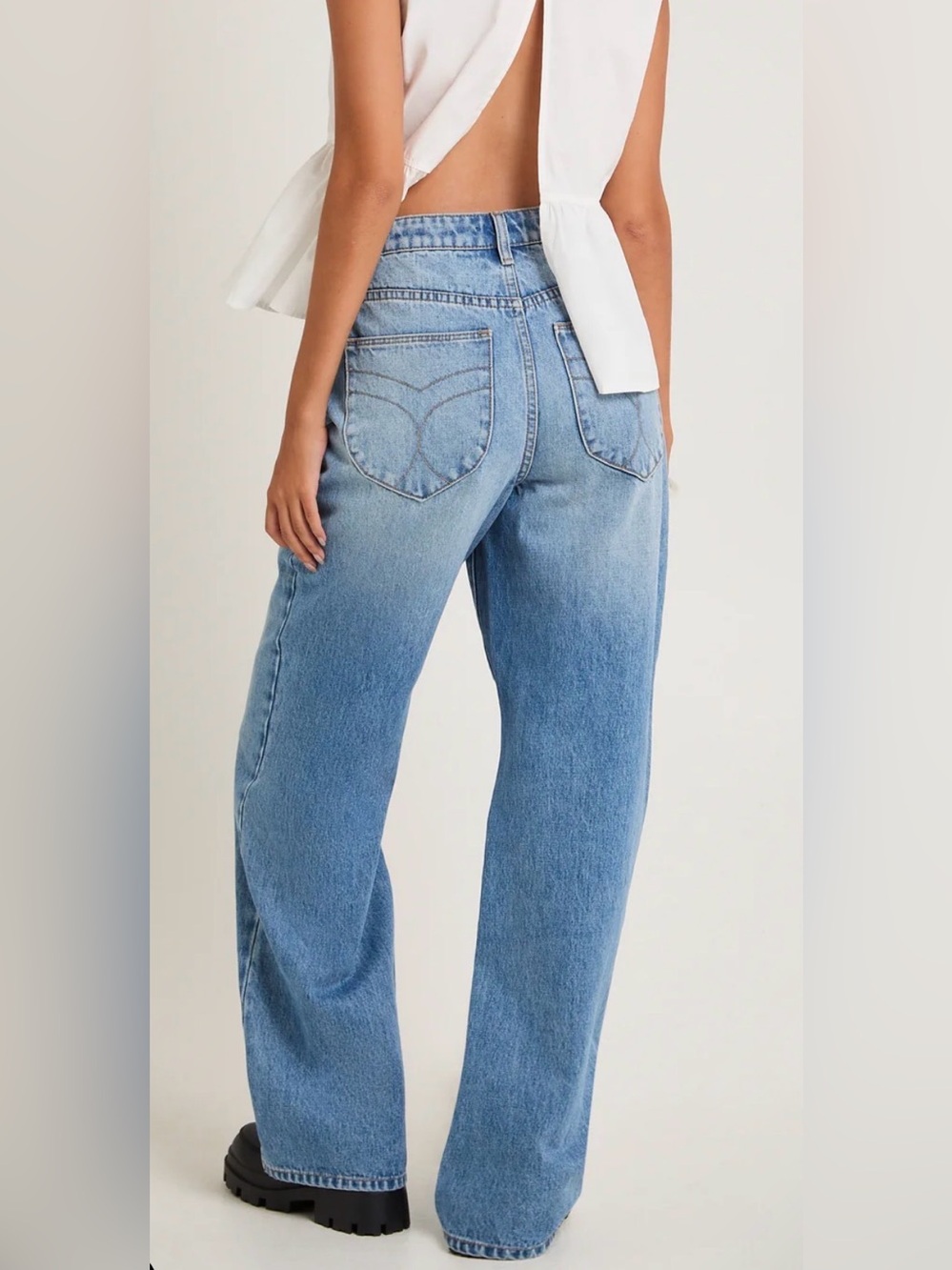 ROLLA'S Stevie Relaxed Button Fly Brad Blue Wash High Rise Jeans NWT